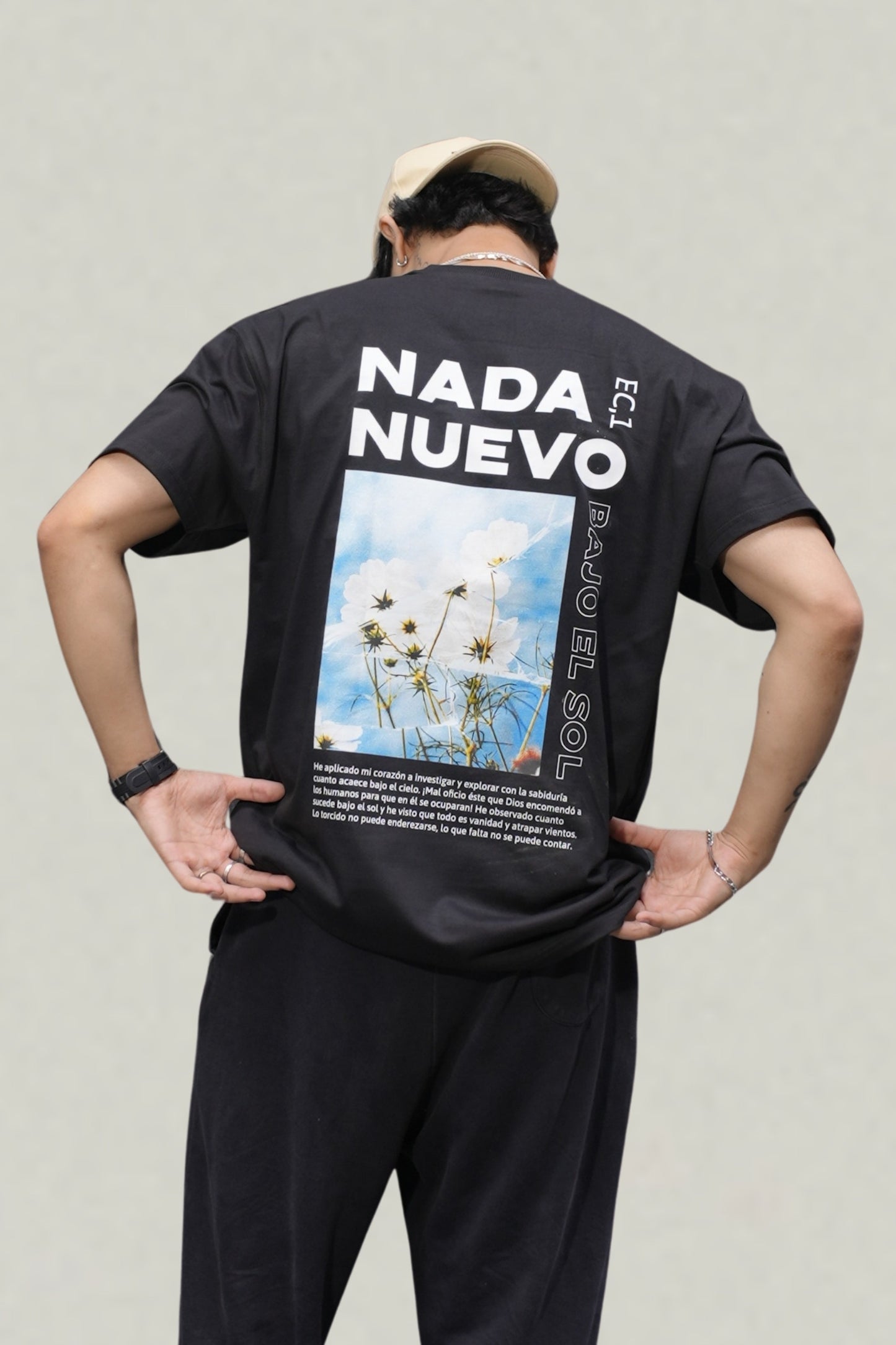 NADA NUEVO OVERSIZED T-SHIRT